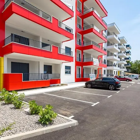 Luxury Anteo Hills With Parking Garage And Balcony Apartment