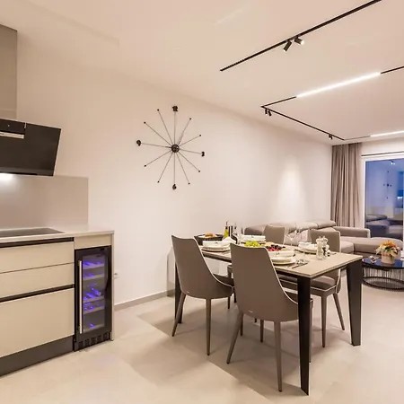 Luxury Anteo Hills With Parking Garage And Balcony * Kostrena