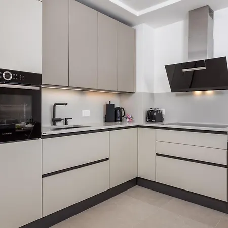 Apartment Luxury Anteo Hills With Parking Garage And Balcony *